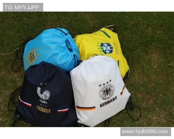 足球明星签名照片创作与设计技巧解析 助你打造独特球迷纪念品