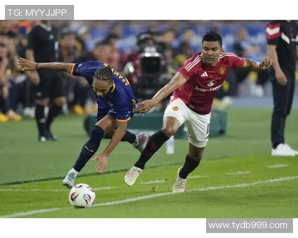 足球球星伤疤背后的拼搏故事与不屈精神见证